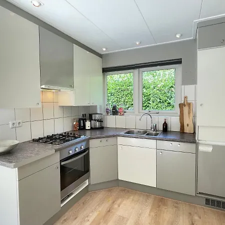 Poldersbos 6 - Ouddorp - 500 Meters From The Beach - Not For Companies *